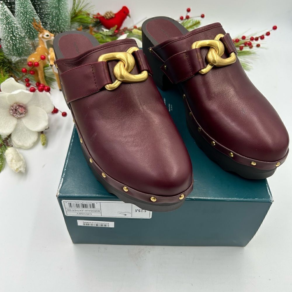 Women’s Aerosoles Crosby clogs size 12